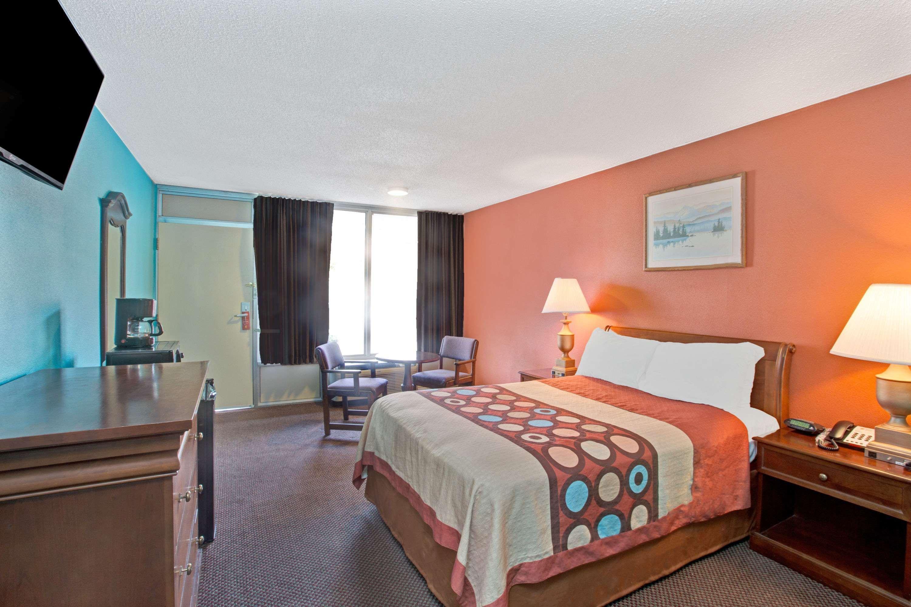 Super 8 By Wyndham Gaffney Otel Dış mekan fotoğraf